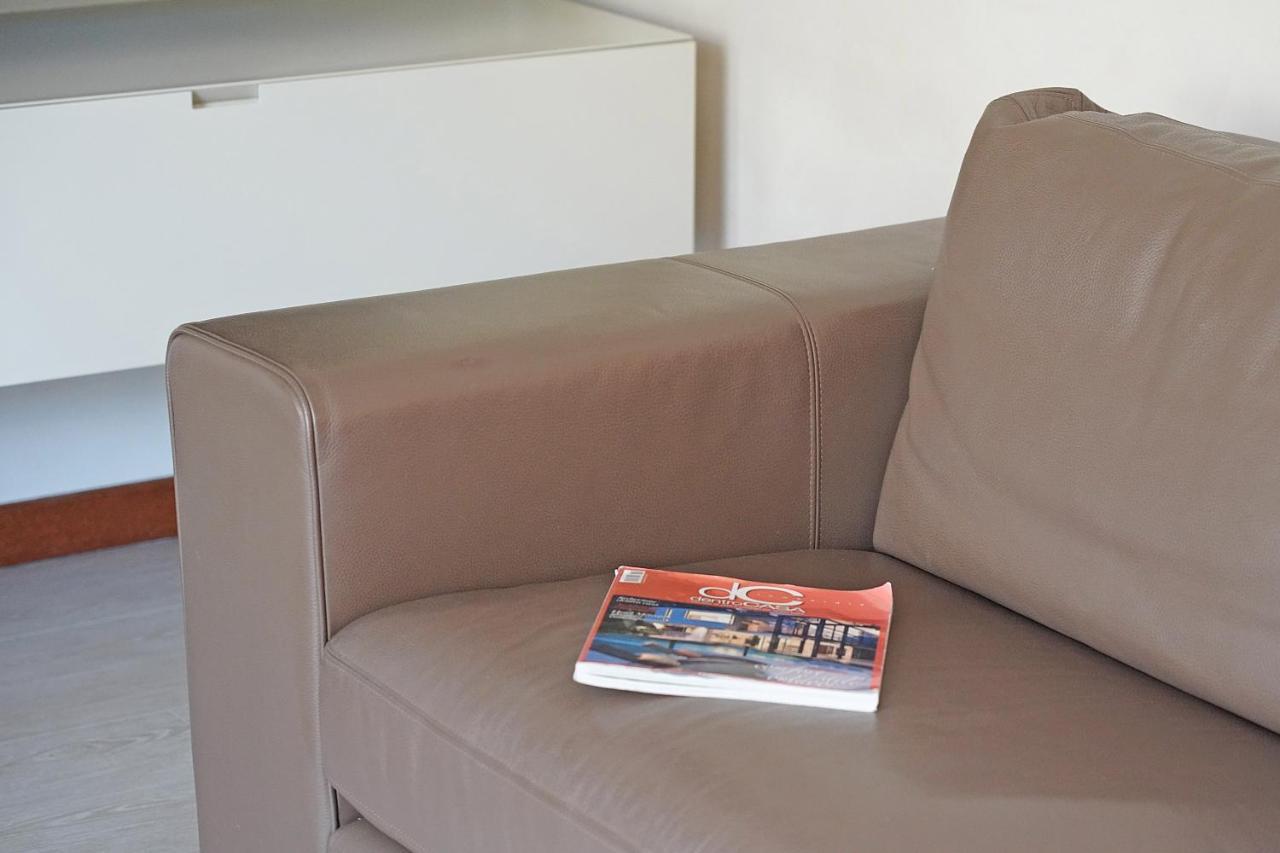 Giulia Luxury Apartment Сирмионе Экстерьер фото