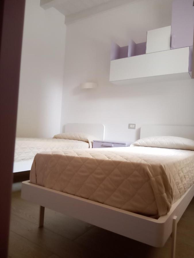Giulia Luxury Apartment Сирмионе Экстерьер фото